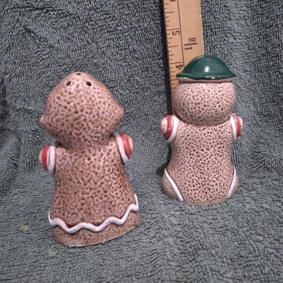 Gingerbread Man and Woman Salt and Pepper Set - vintage - Picture 3 of 4